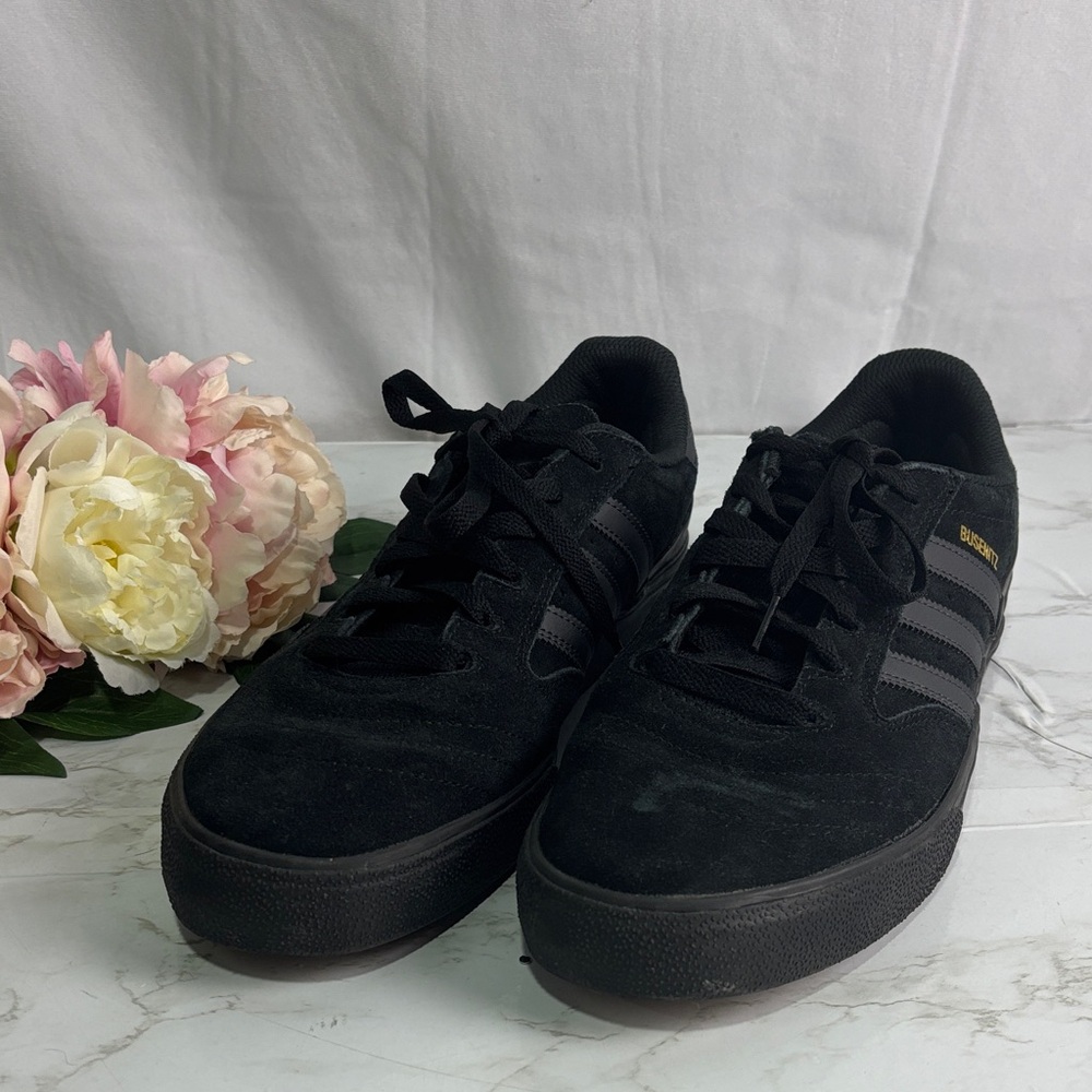 Adidas Men's Black Suede 3 stripe sneakers size 12 new in box